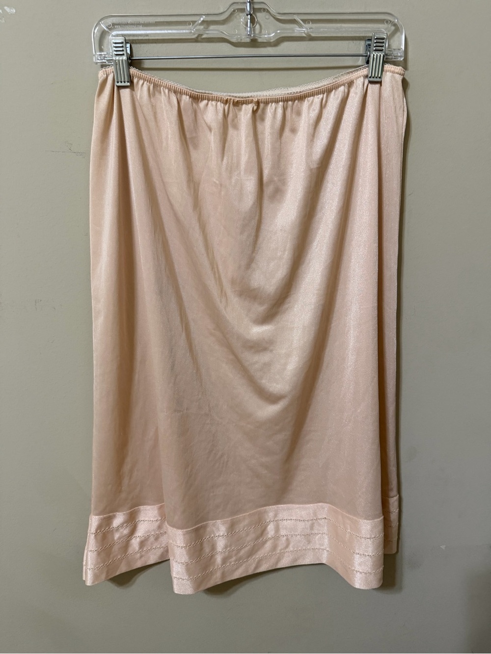 Women's vintage Peach tan Slip Skirt xl below knee